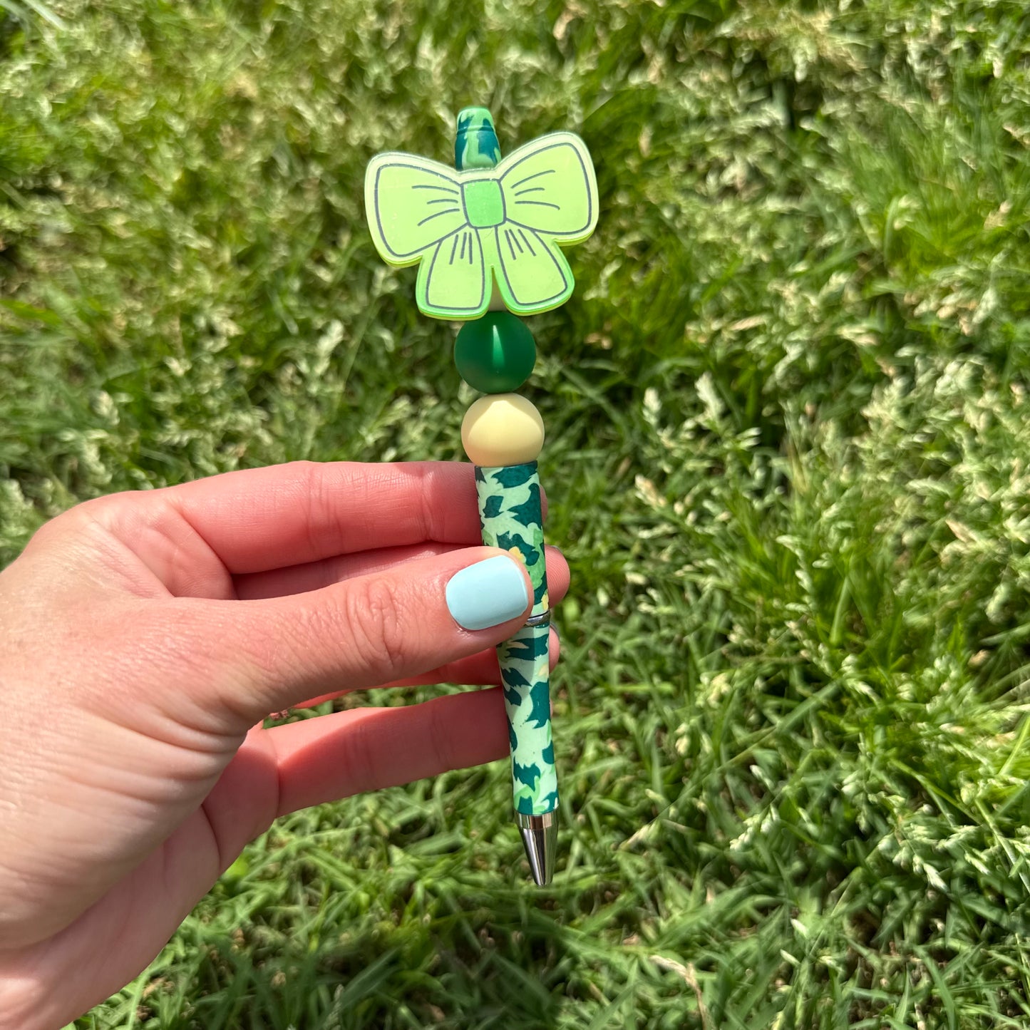 Green bow Beaded Pen