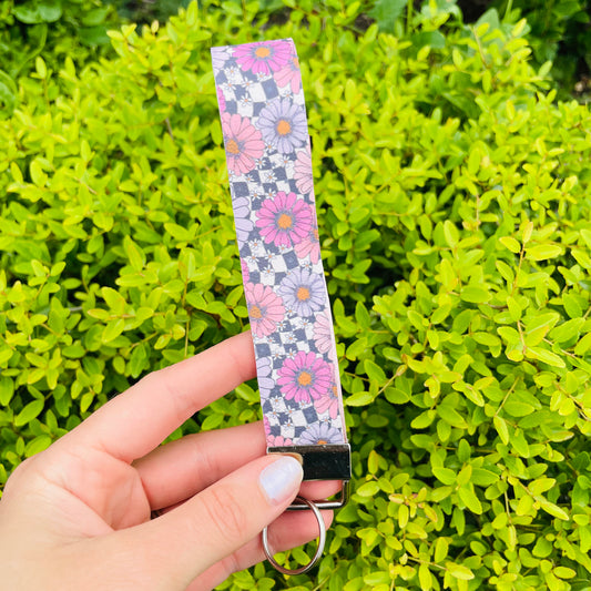 Checkered Floral - Wristlet